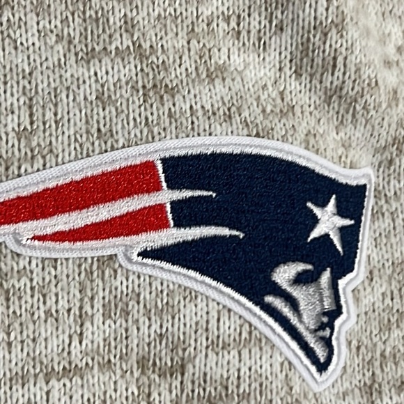 ⭐️ New England Patriots Antigua 1/4 Zip Pullover Sweater Size XL - Picture 5 of 5